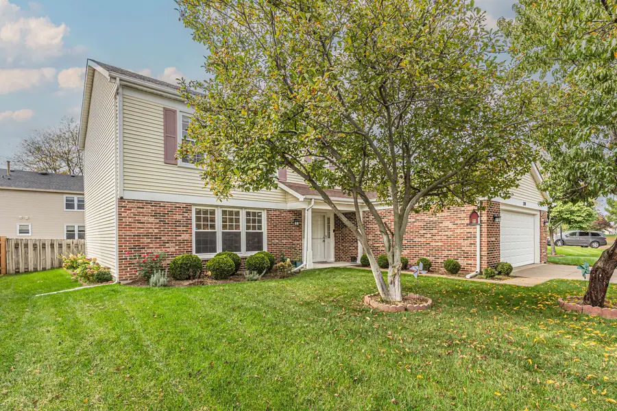 320 E Fox Hill Drive, Buffalo Grove, IL 60089 - #2