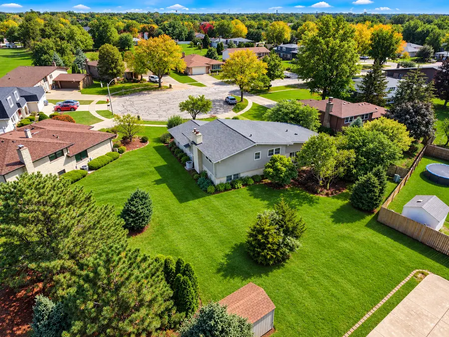 Address Withheld By Seller, Darien, IL 60561 - #2