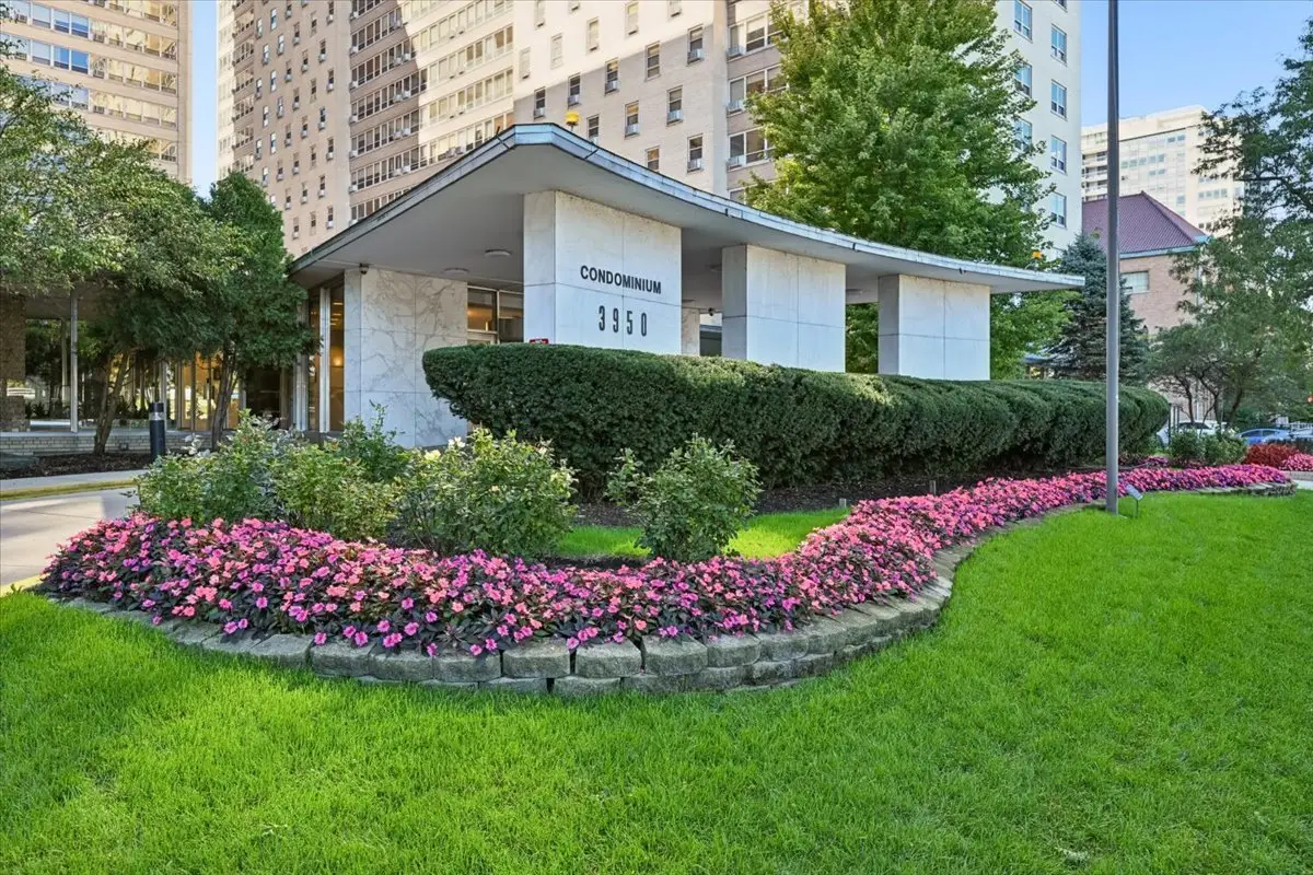 3950 N Lake Shore Drive #703, Chicago, IL 60613 - #1