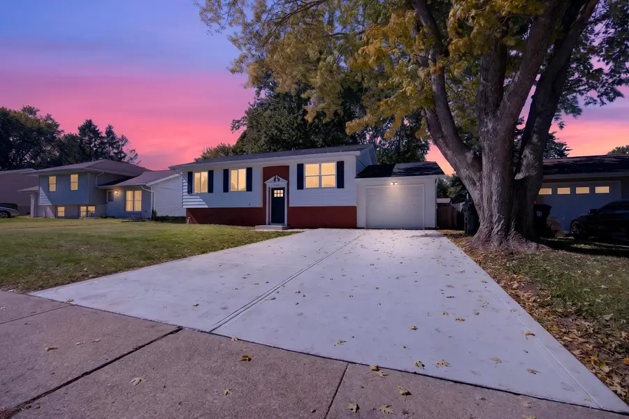 309 N Towanda Avenue, Normal, IL 61761 - #2