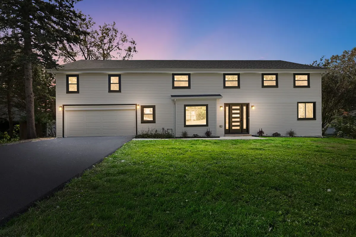 1120 Foster Avenue, Lake Bluff, IL 60044 - #1