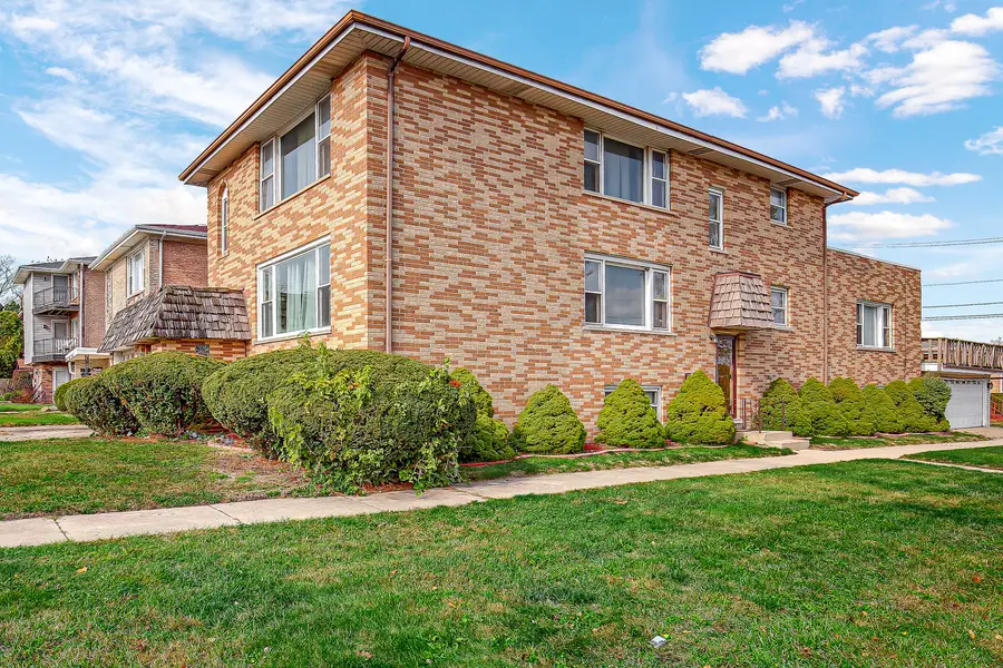 1800 Memorial Drive, Calumet City, IL 60409 - #2