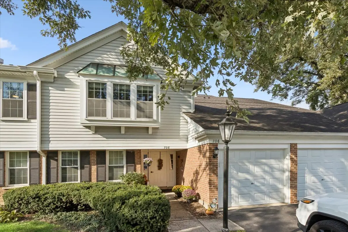 708 Burr Oak Lane, Prospect Heights, IL 60070 - #1