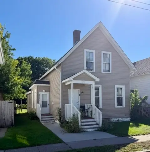 1553 W 17th Street, Davenport, IA 52804