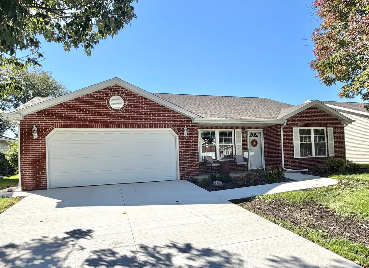 3006 Independence Drive, Peru, IL 61354 - #1