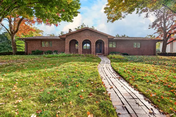 200 Robert Drive, Normal, IL 61761