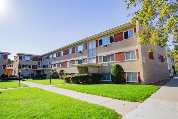 6827 W Raven Street #2L, Chicago, IL 60631