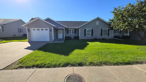 4504 N Fairmount Street, Davenport, IA 52806