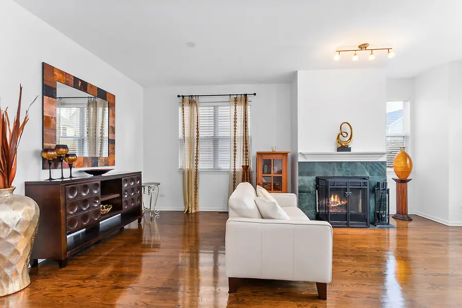 4234 N Kolmar Avenue #D, Chicago, IL 60641 - #2