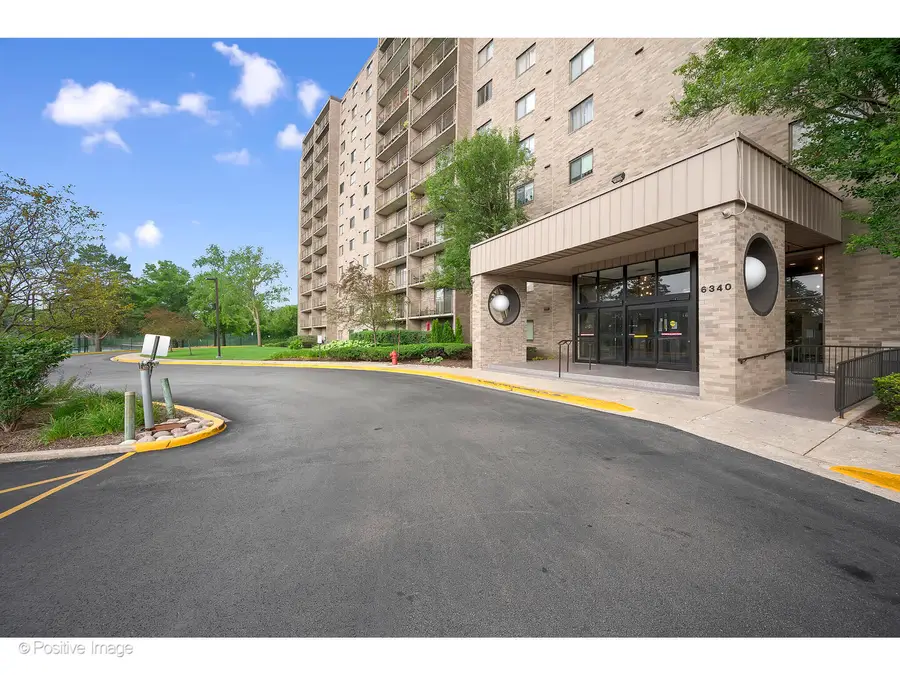 6340 Americana Drive #911, Willowbrook, IL 60527 - #2