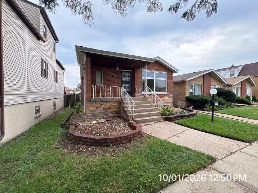 8741 S Luella Avenue, Chicago, IL 60617 - #3