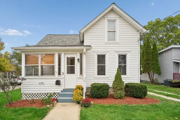 248 S Water Street, Batavia, IL 60510