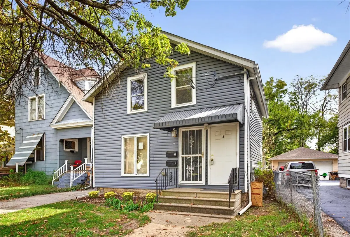 17 N Anderson Street, Aurora, IL 60505 - #1