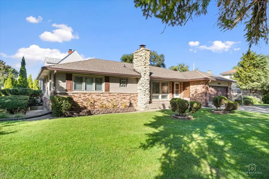 1810 Pratt Avenue, Des Plaines, IL 60018 - #2