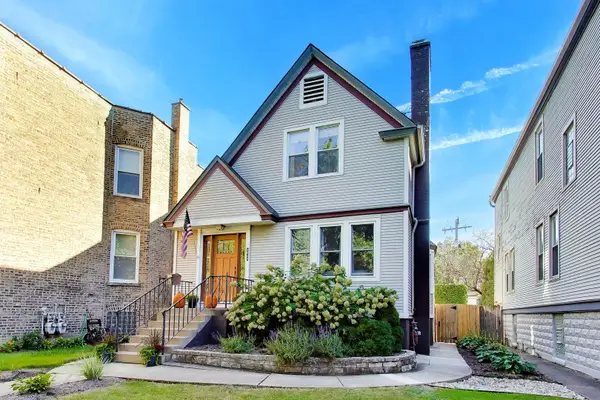 4039 N Harding Avenue, Chicago, IL 60618