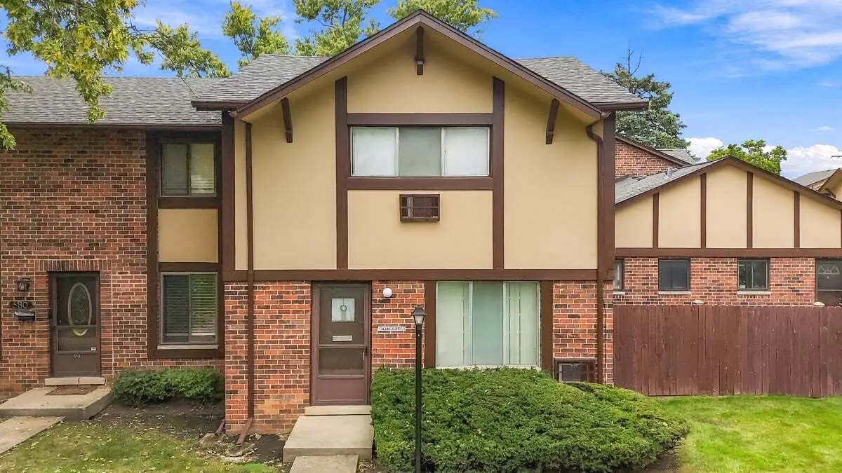 17W678 Kirkland Lane, Villa Park, IL 60181 - #1