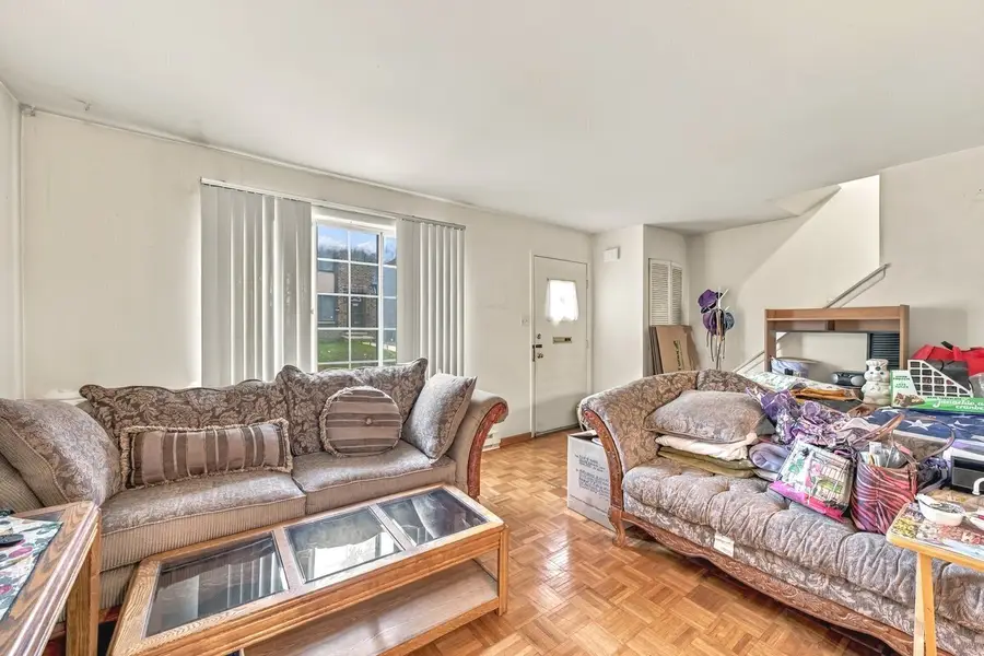 17W678 Kirkland Lane, Villa Park, IL 60181 - #2