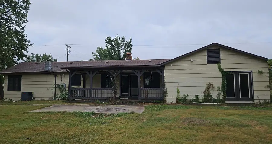 1610 W Mccord Street, Centralia, IL 62801 - #3
