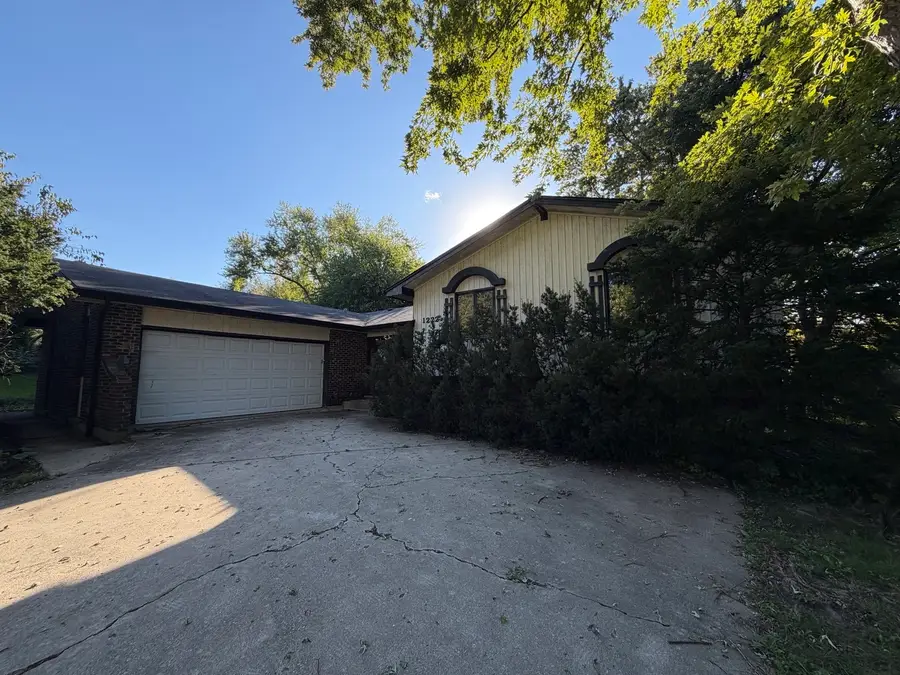 1222 Laurel Lane, Schaumburg, IL 60193 - #2
