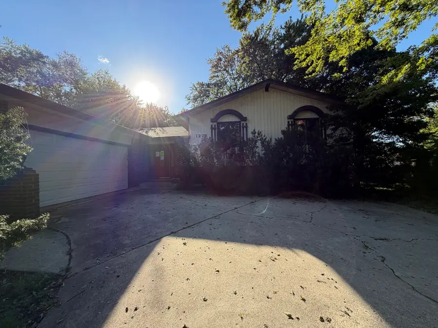 1222 Laurel Lane, Schaumburg, IL 60193 - #3