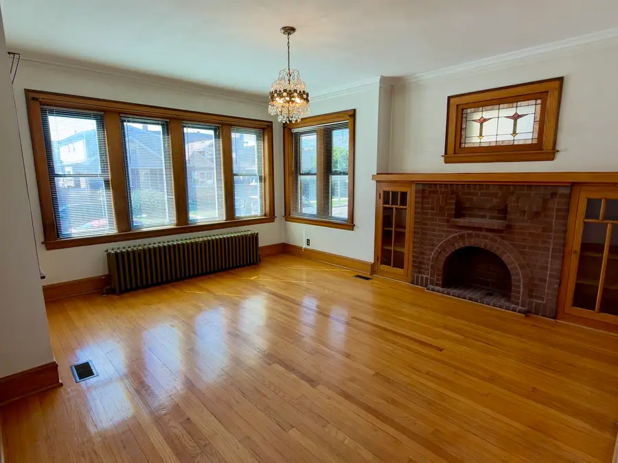 4683 N Kasson Avenue, Chicago, IL 60630 - #2