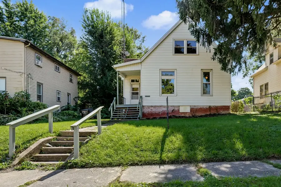 1212 W Olive Street, Bloomington, IL 61701 - #2