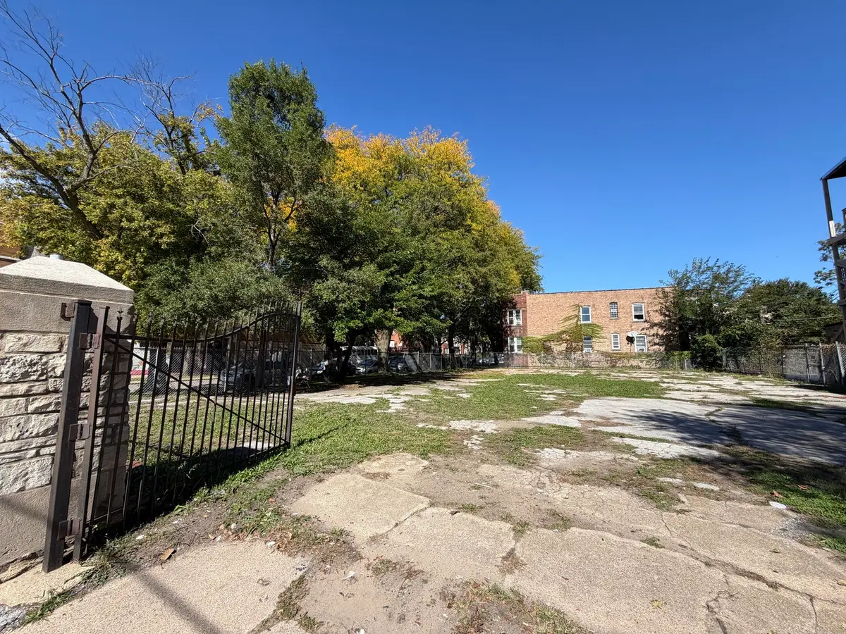 966 E 79th Street, Chicago, IL 60619 - #1