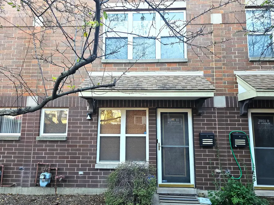 3951 W Ainslie Street #10, Chicago, IL 60625 - #3