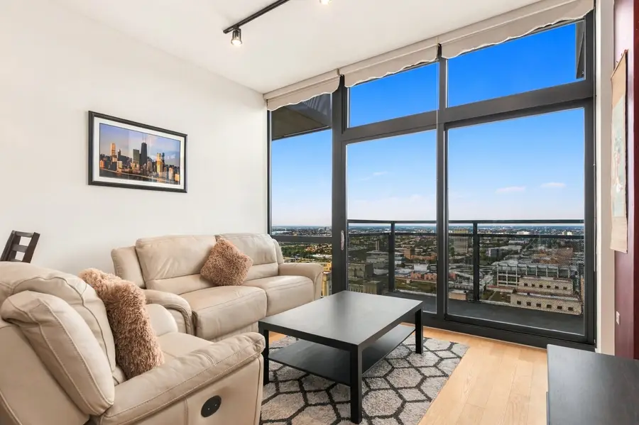 235 W Van Buren Street #4013, Chicago, IL 60605 - #2