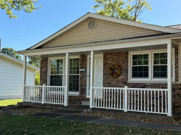 2909 Apple Avenue, Mt Vernon, IL 62864
