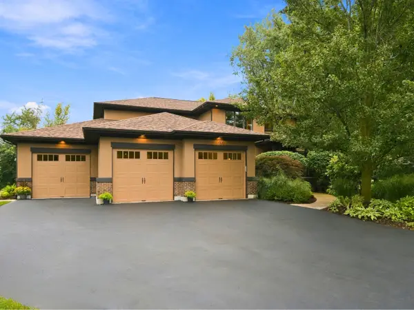 1335 Eastcanton Drive, Deerfield, IL 60015