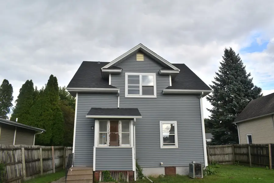 1841 2nd Street, Moline, IL 61265 - #3