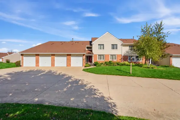 988 Harvest Circle #988, Buffalo Grove, IL 60089