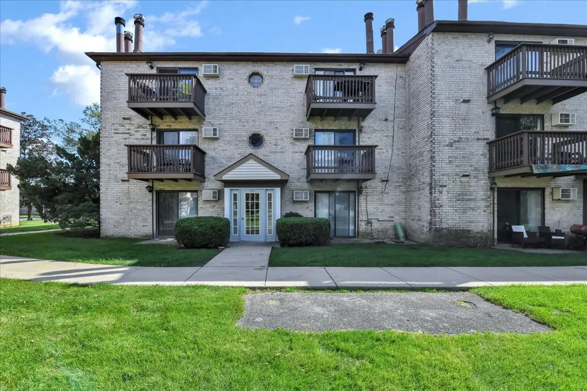 514 E Spruce Drive #2B, Palatine, IL 60074 - #1