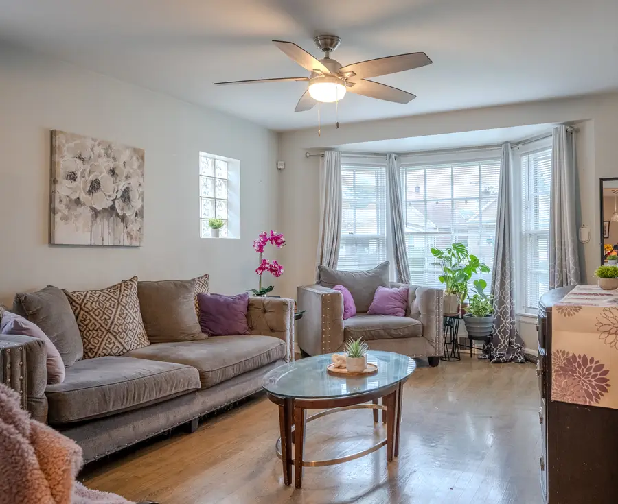 4850 W Waveland Avenue, Chicago, IL 60641 - #3
