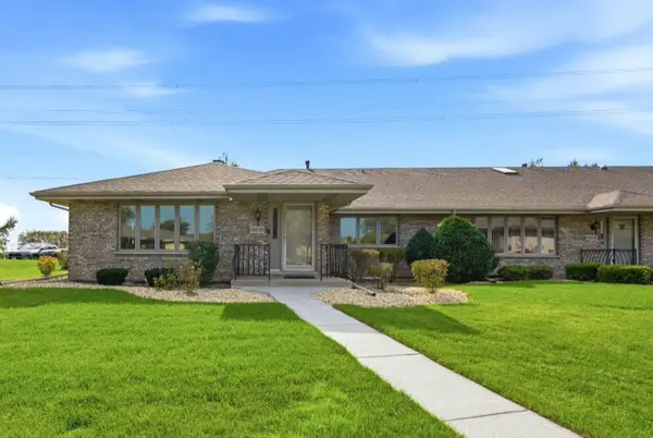 18040 Delaware Court #104, Orland Park, IL 60467