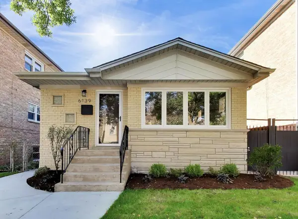 6139 W Montrose Avenue, Chicago, IL 60634
