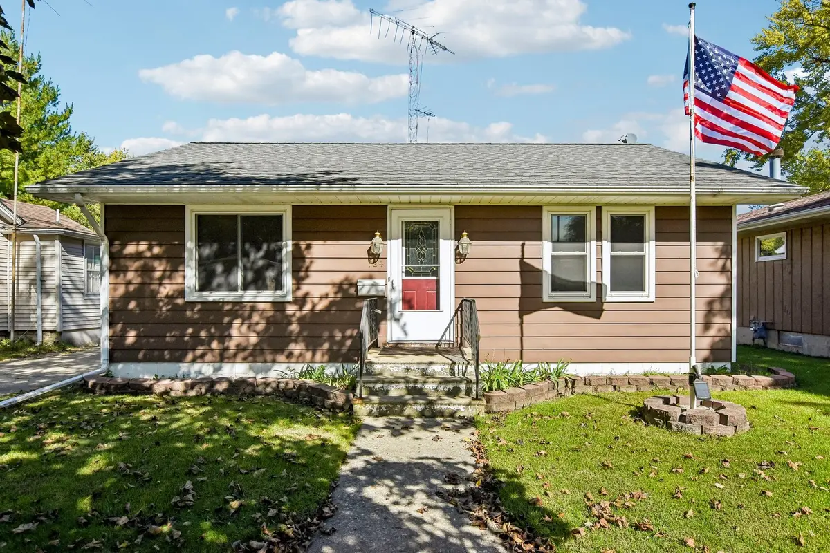 724 Douglas Street, Morris, IL 60450 - #1