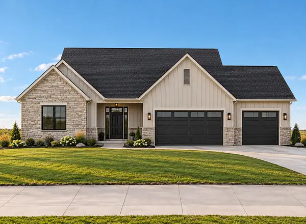 370 Linda Lane, Riverdale, IA 52722