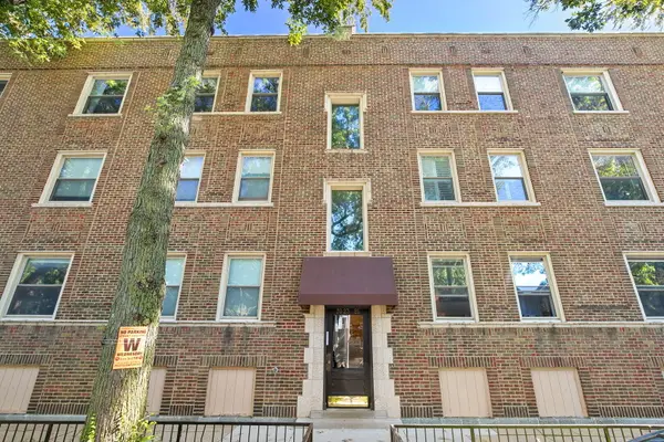 7025 N Wolcott Avenue #2, Chicago, IL 60626
