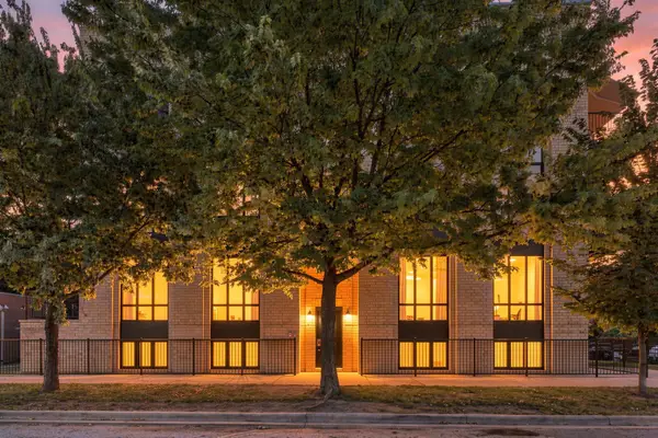 1205 N Spaulding Avenue #3S, Chicago, IL 60651