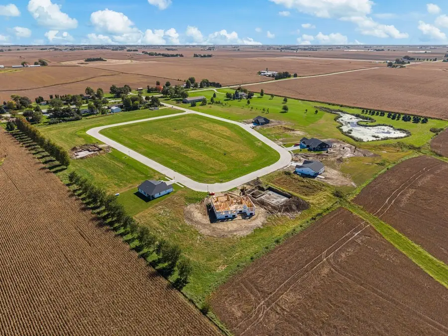 1235 Maple Grove Circle, Donahue, IA 52746 - #3