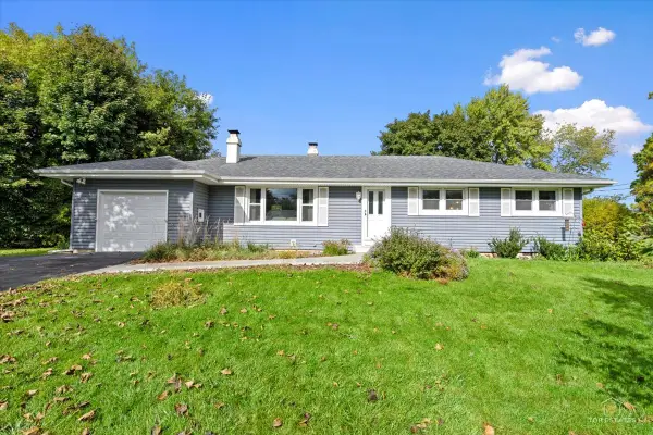 932 Forest Drive, Elgin, IL 60123