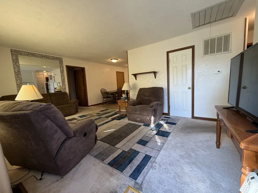 1827 Burry Circle Drive, Crest Hill, IL 60403 - #3