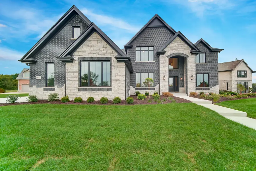 9044 Port Washington Drive, Frankfort, IL 60423 - #2