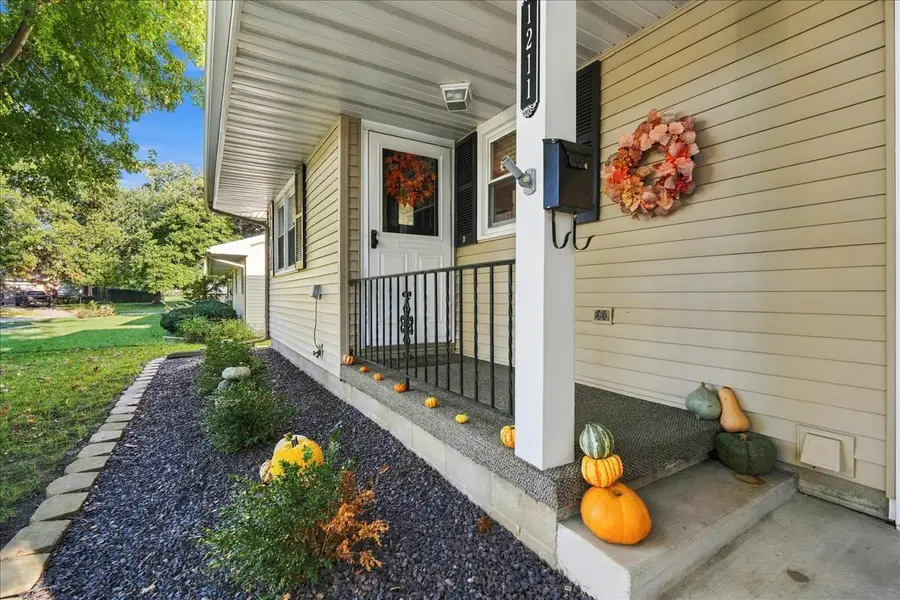 1211 Searle Drive, Normal, IL 61761 - #2