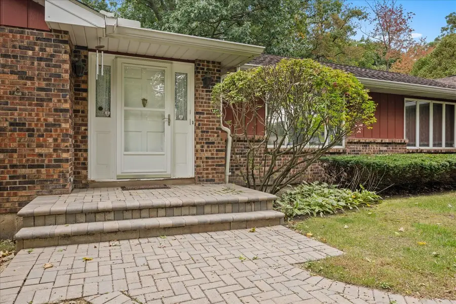 1300 Woodland Drive, Aurora, IL 60505 - #3