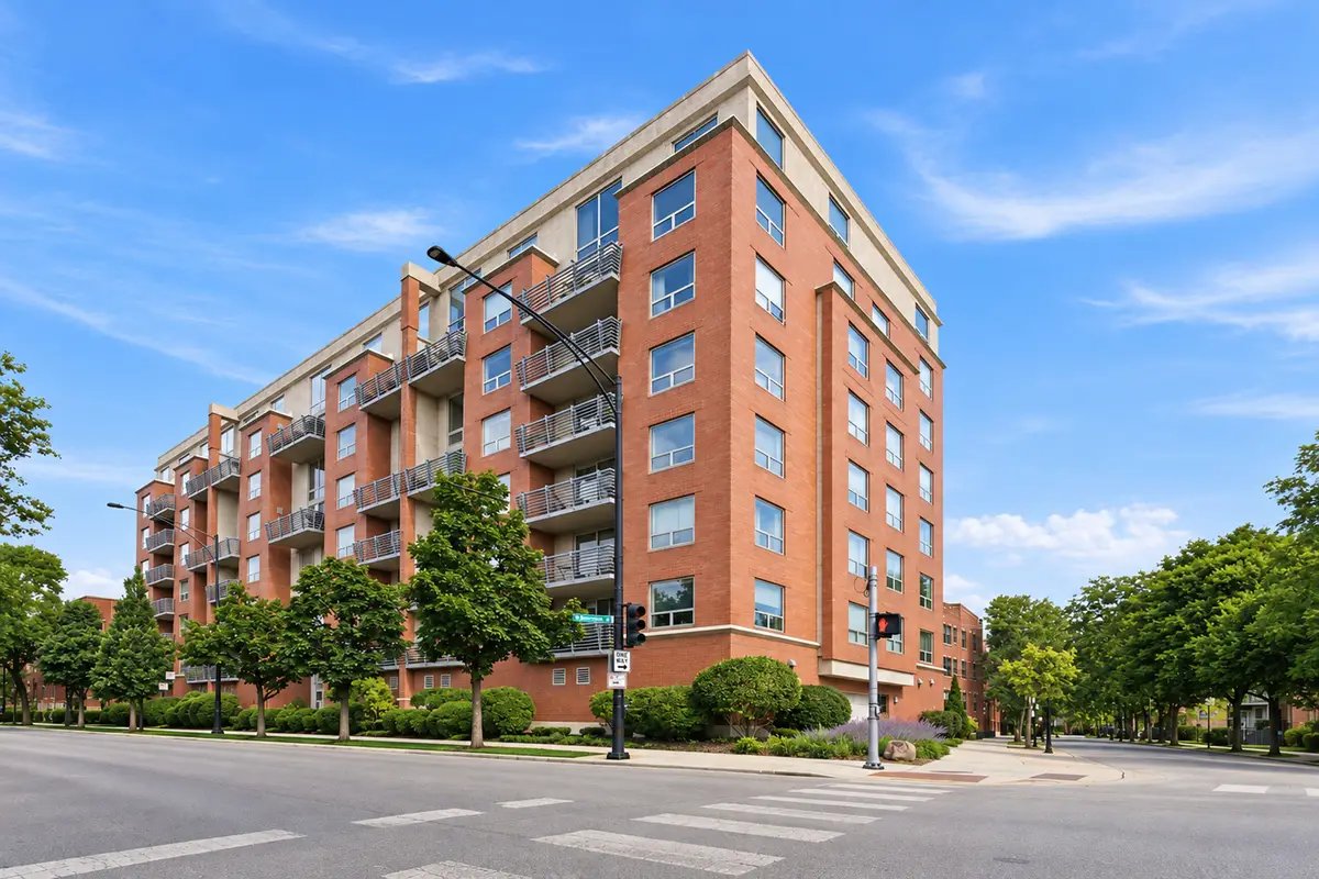 1100 W Montrose Avenue #502, Chicago, IL 60613 - #1