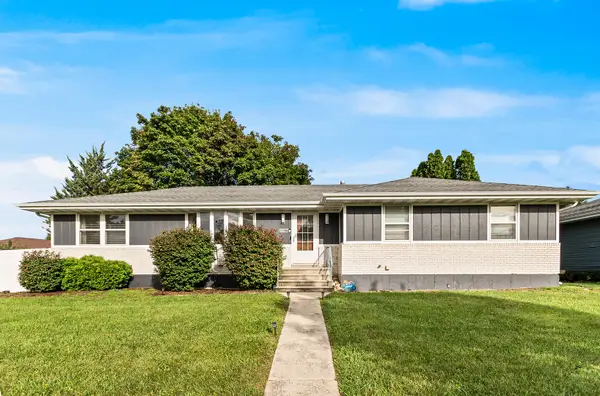 2817 Wake Island Drive, Joliet, IL 60435