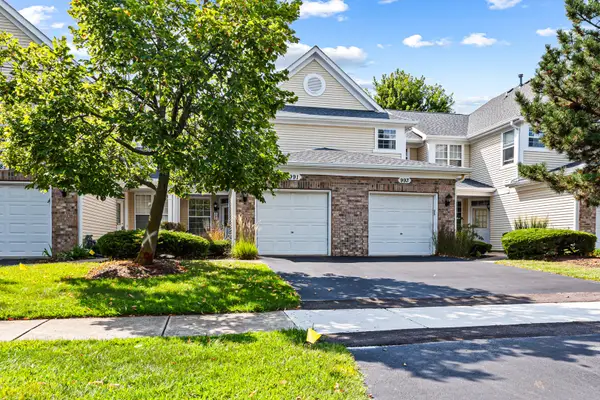 991 Sheridan Circle, Naperville, IL 60563